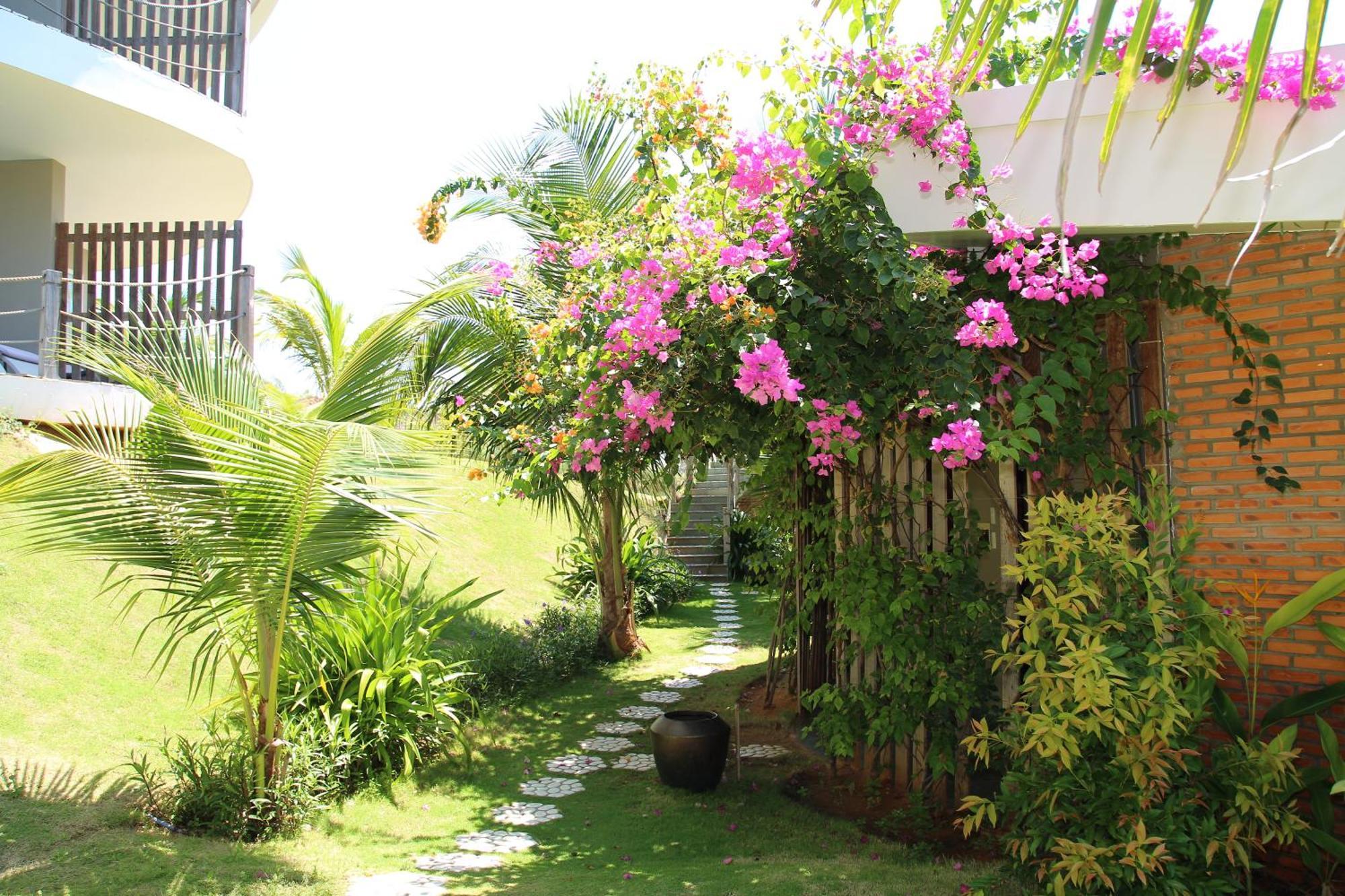 Sandunes Beach Resort & Spa Mui Ne Exterior photo